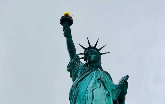 statue of liberty top