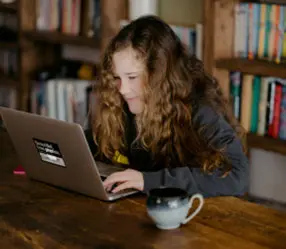 Colearn has home education coaches trained in Traditional Schooling